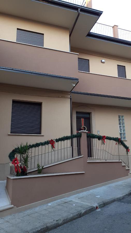 Bed And Breakfast Il Sole -Cinquefrondi Ngoại thất bức ảnh